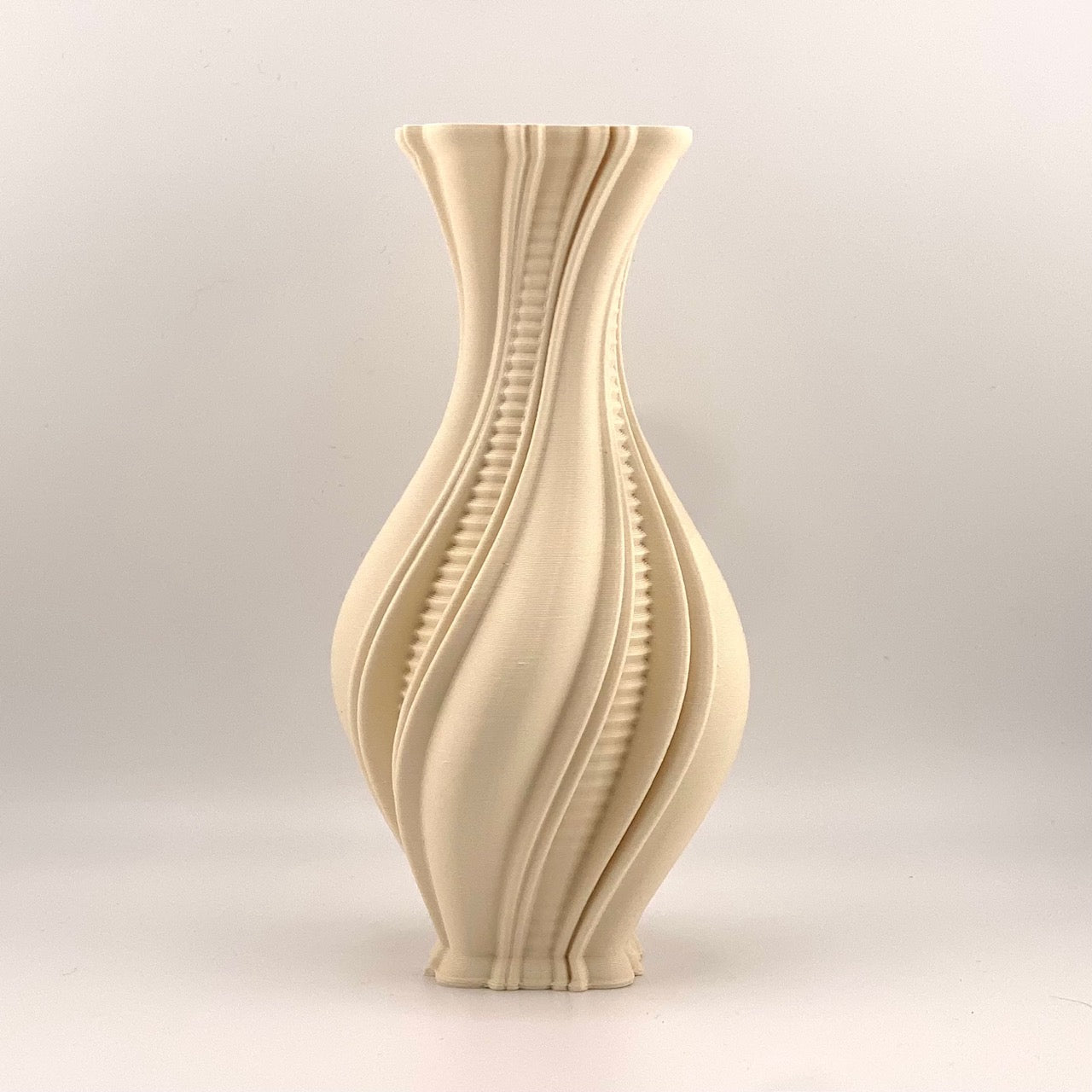 Resplendence Vase 3D printed in Ivory glossy filament
